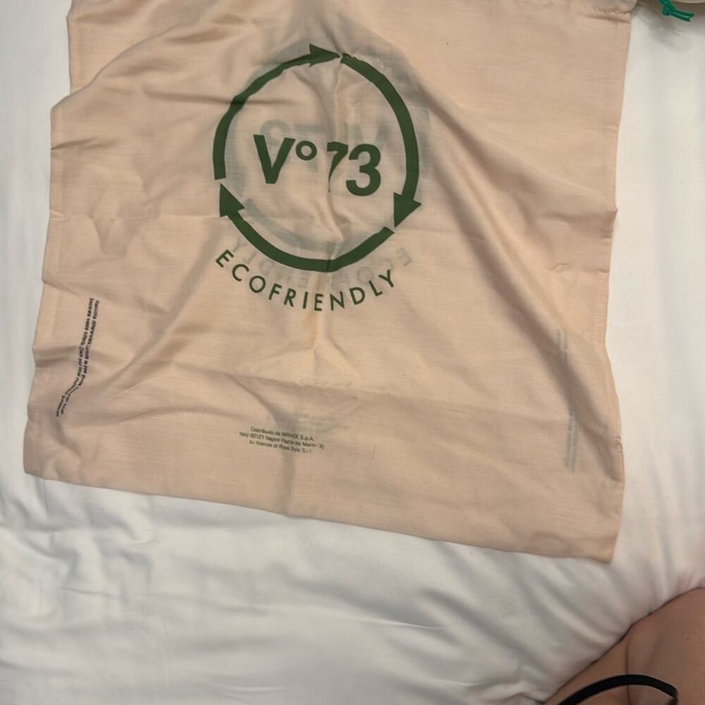 V73 Black Tote Bag - Picture 9 of 9